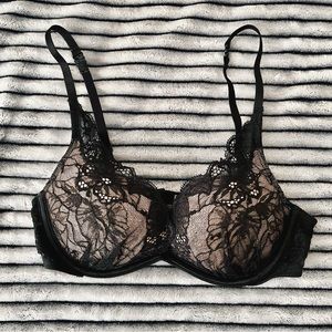 Victoria Secret Lace Plunge Bra